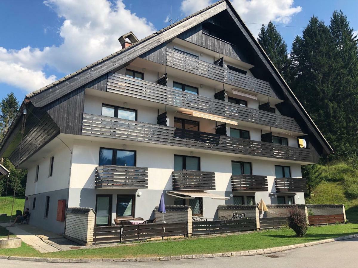 Apartma Vintage Бохин Екстериор снимка